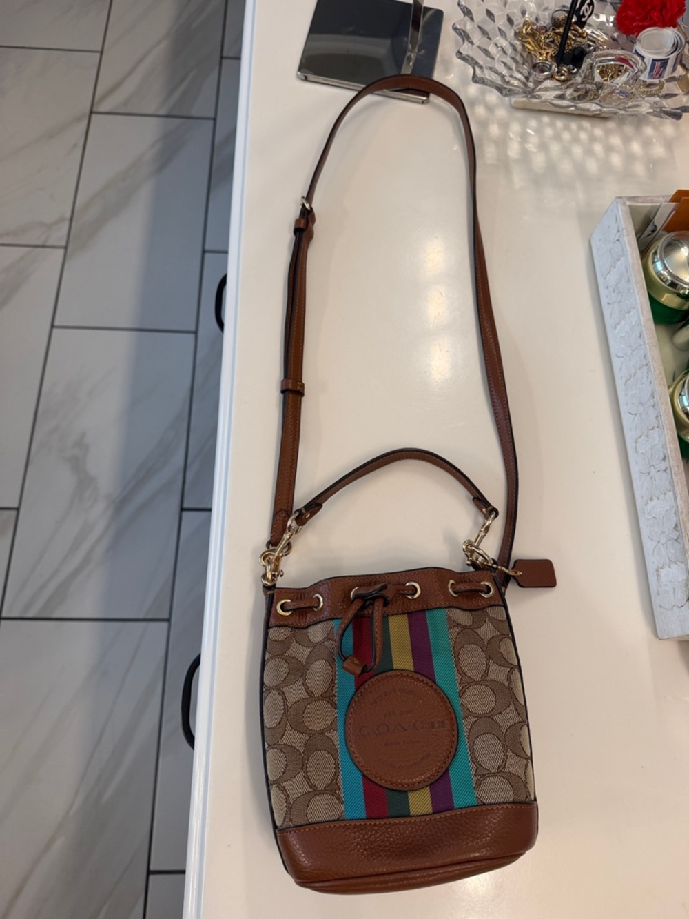 Coach Signature Rainbow Stripe
Bucket Bag | Jacquard Canvas & Leather - Picture 8 of 11